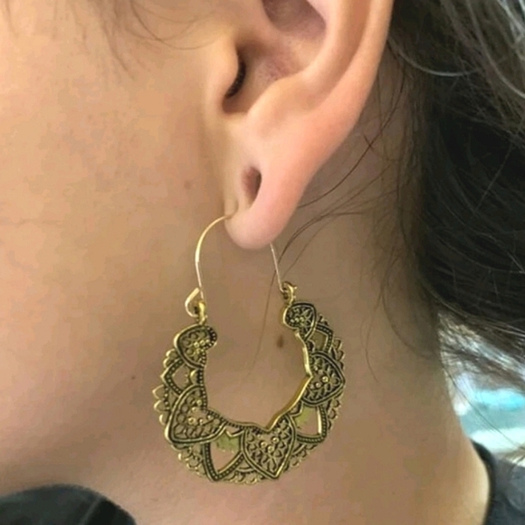 Boutique Jewelry - 💖2/$30 Boho Hoop brass tribal gypsy cut out large Filigree drop earrings